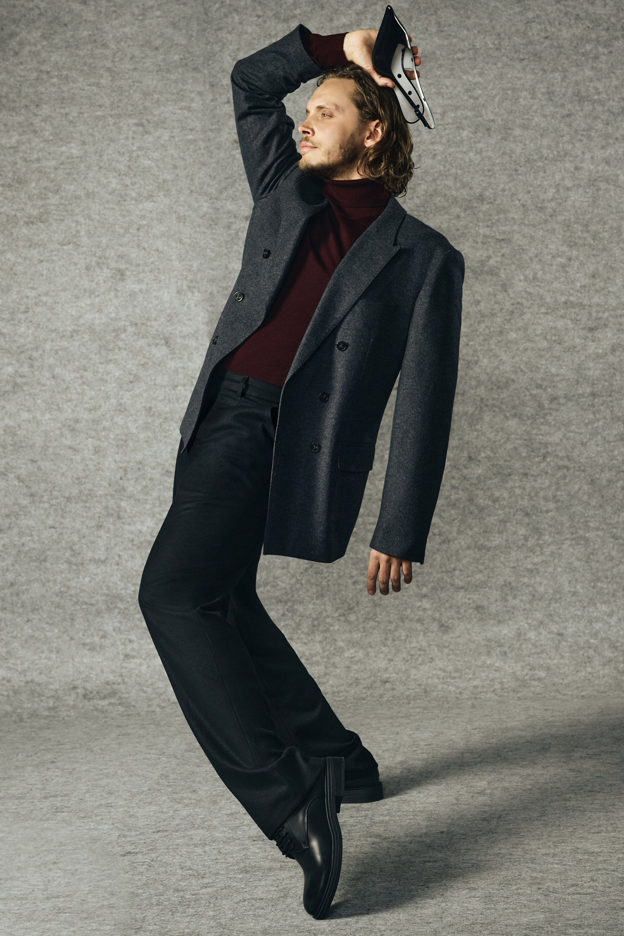 Егор Петров и черные слингбэки из весенней капсулы