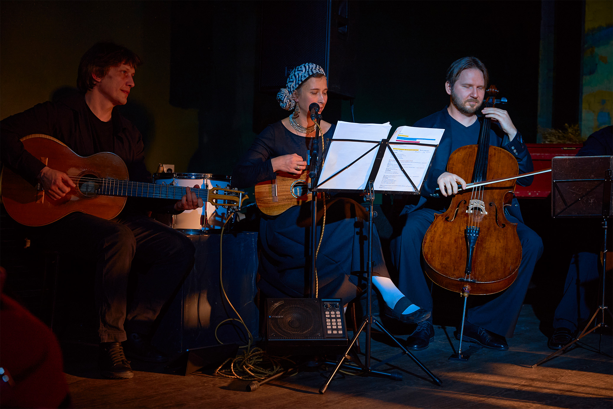 Таисия Краснопевцева и музыканты