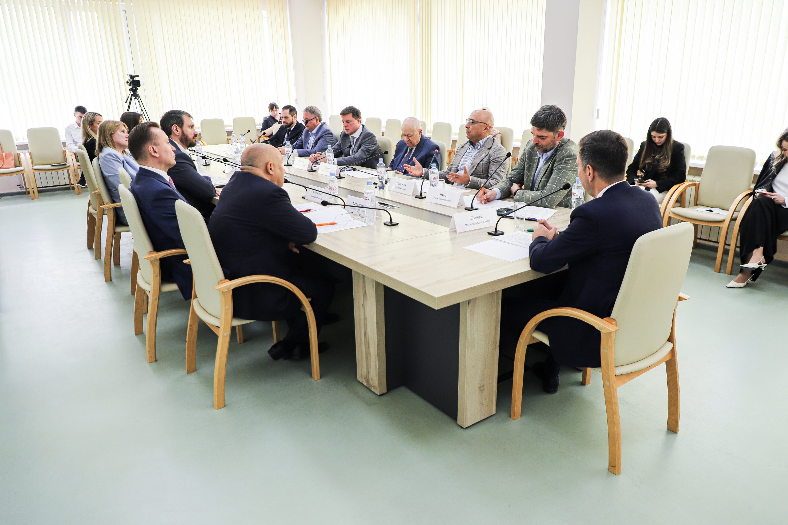 Заседание Клуба Серго Орджоникидзе
