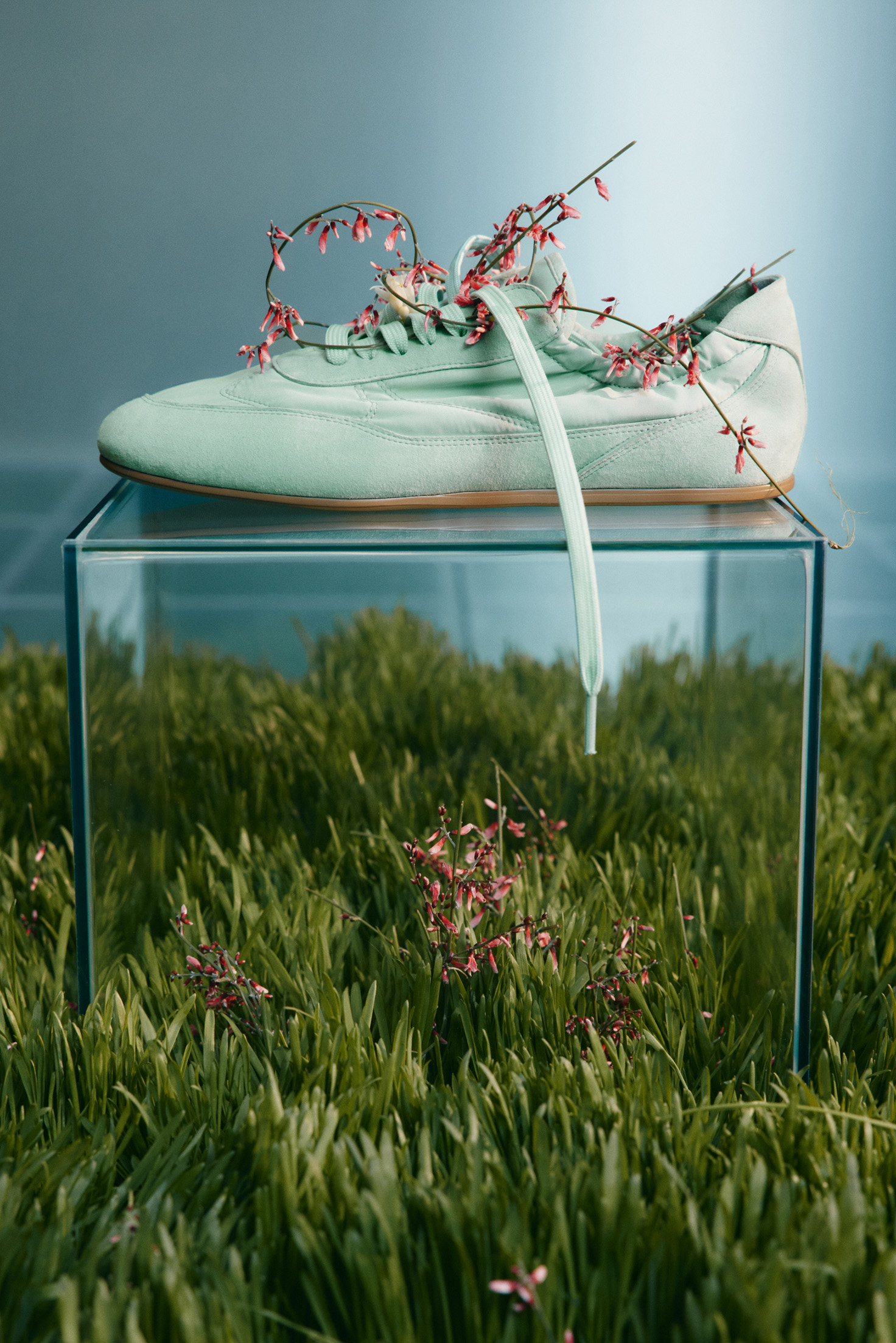 Кроссовки из весенне-летней коллекции PORTAL