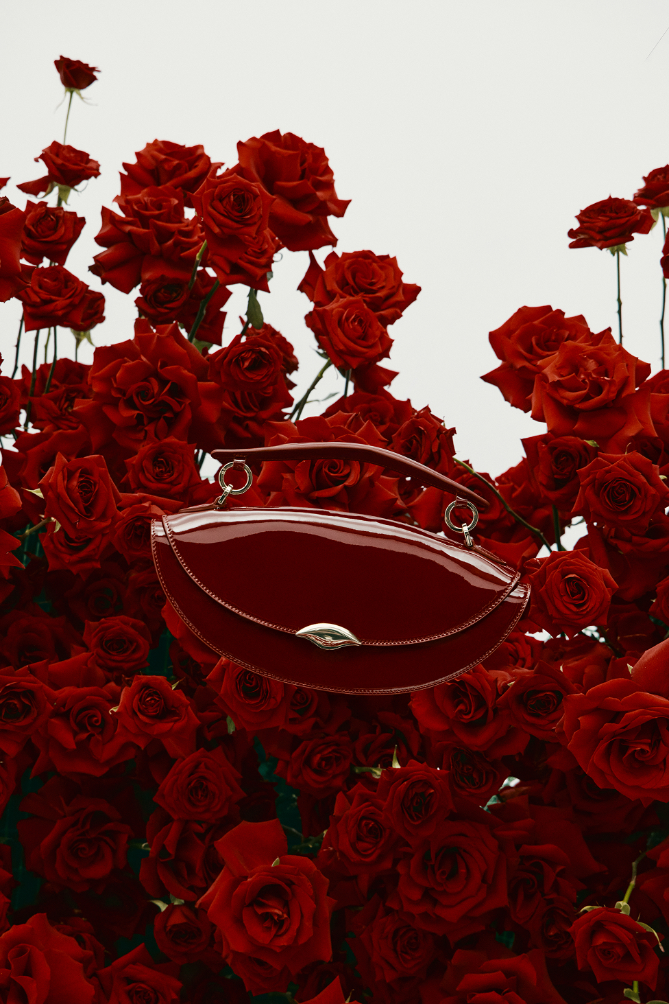 Бордовая сумка из лакированной кожи из капсулы EKONIKA SENSE