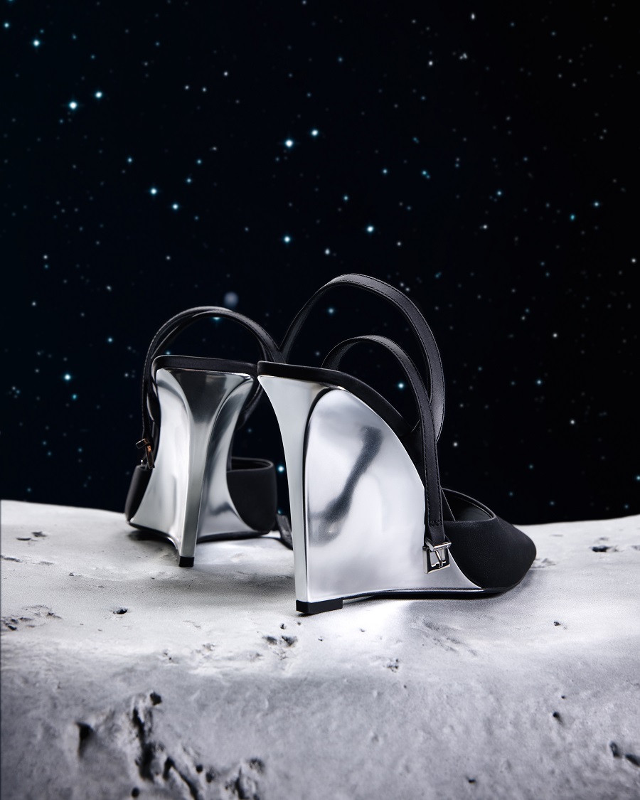 Слингбэки из новогодней коллекции EKONIKA