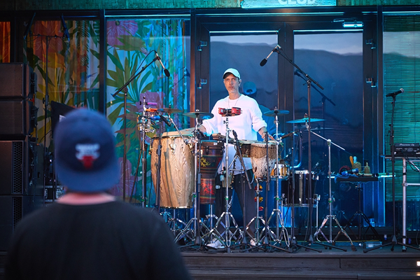 Выступление виртуоза Льва Слепнера